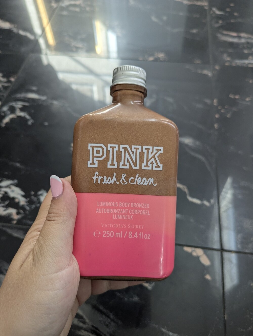 Victoria's Secret PINK Fresh & Clean Luminous Body Bronzer